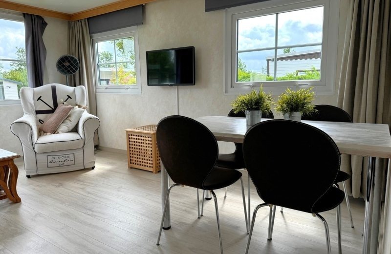 Woonkamer 2 668c2c3243dc1