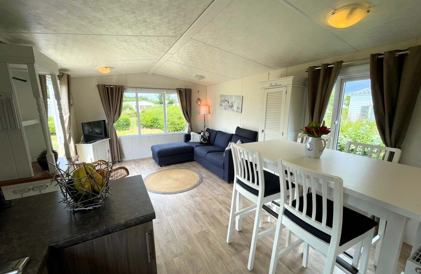 Woonkamer met eethoek